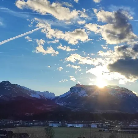 アパート Sonnenwinkl ケセン